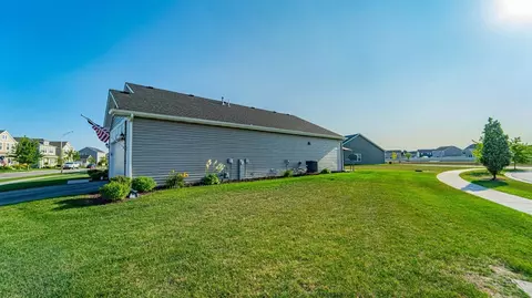 11576 Vermont St, Crown Point, IN 46307 photo 3