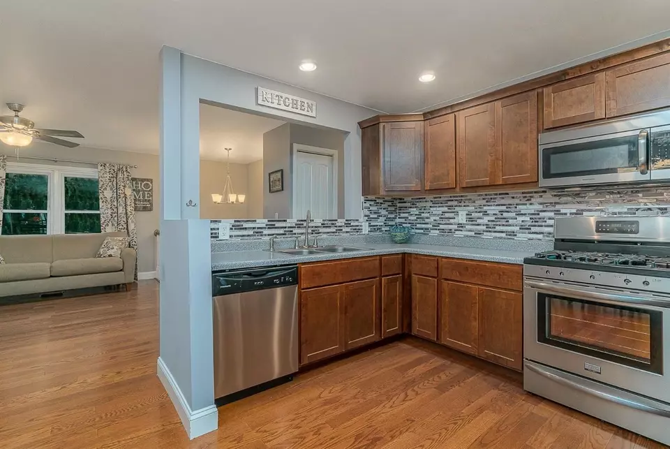  154 Bogata St, Valparaiso, IN 46385 photo 9