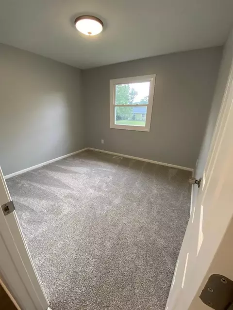 10435 N 486, De Motte, IN 46310 photo 24