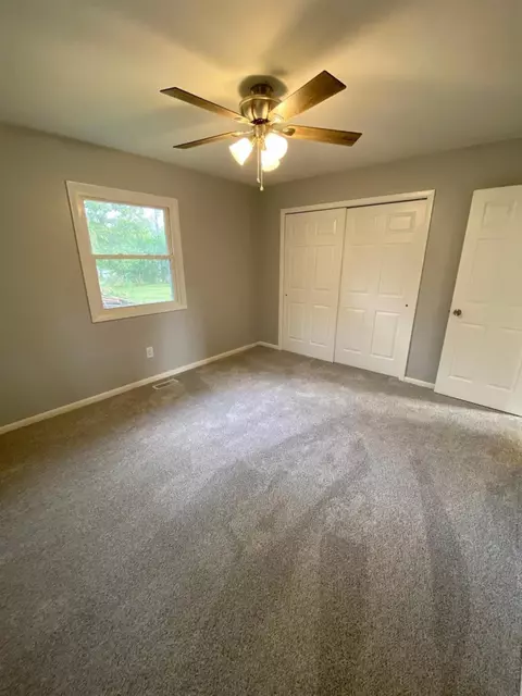 10435 N 486, De Motte, IN 46310 photo 19