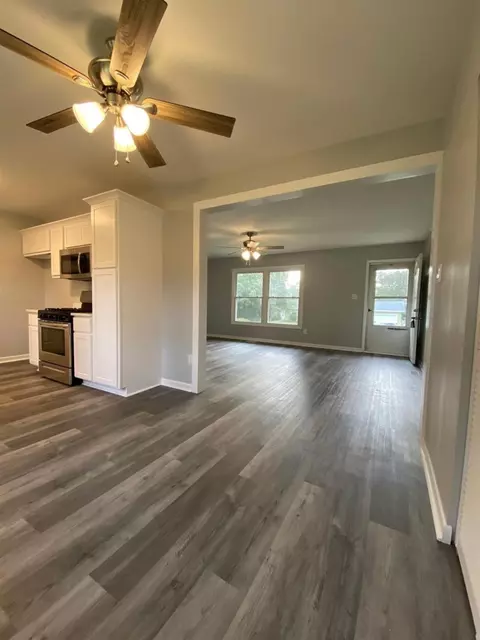 10435 N 486, De Motte, IN 46310 photo 5