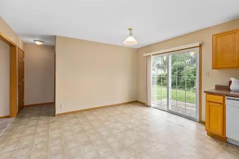 682 Dearborn Rd #D, Valparaiso, IN 46385 photo 10