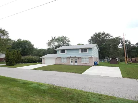 2016-2018 Washington Ave, Chesterton, IN 46304 photo 2