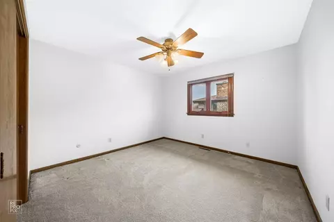 9832 Redbud Rd, Munster, IN 46321 photo 11