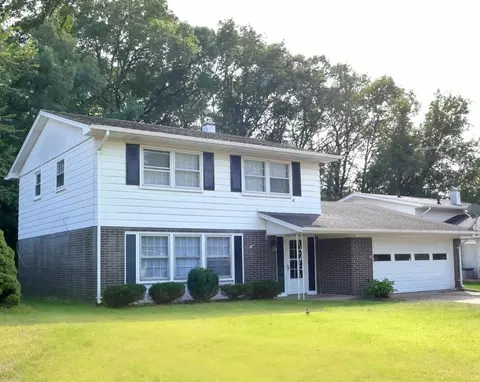 8301 Hickory Ave, Gary, IN 46403 photo 1