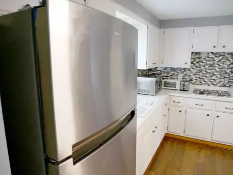 8301 Hickory Ave, Gary, IN 46403 photo 7