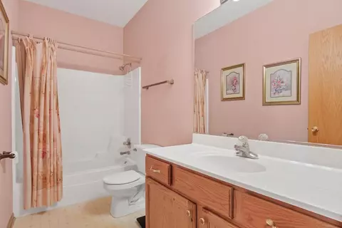 8010 Knickerbocker Pl, Dyer, IN 46311 photo 17