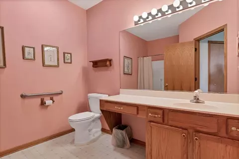 8010 Knickerbocker Pl, Dyer, IN 46311 photo 14