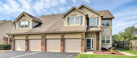 8010 Knickerbocker Pl, Dyer, IN 46311 photo 1