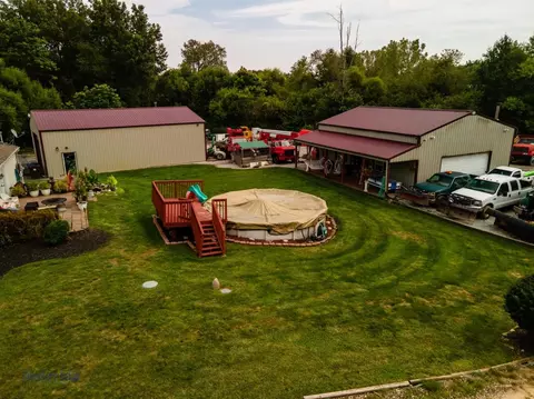 10865 N 593, De Motte, IN 46310 photo 7