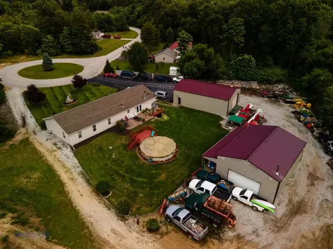 10865 N 593, De Motte, IN 46310 photo 6