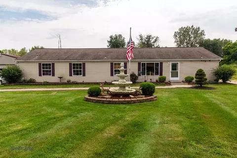 10865 N 593, De Motte, IN 46310 photo 1