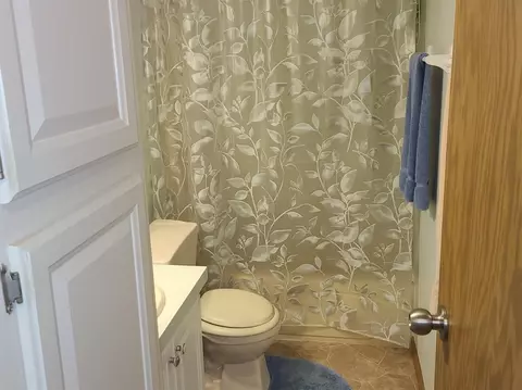 9597 Barbara Ct, De Motte, IN 46310 photo 10