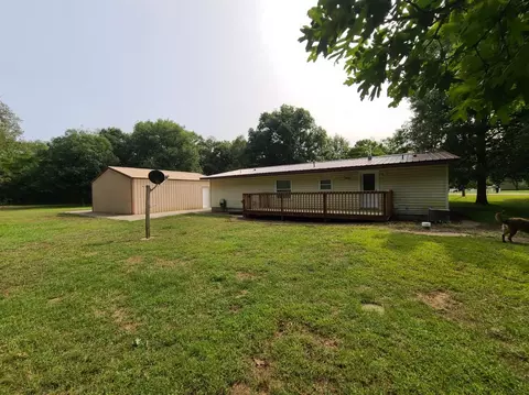 9597 Barbara Ct, De Motte, IN 46310 photo 16
