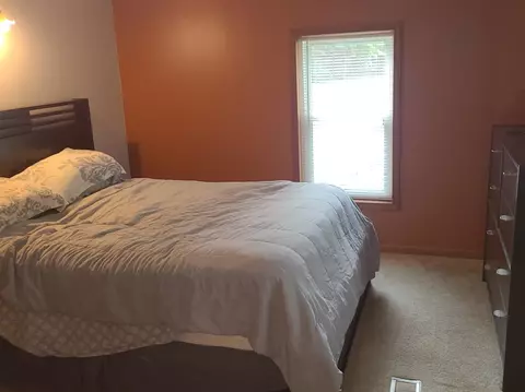 9597 Barbara Ct, De Motte, IN 46310 photo 12