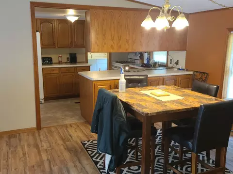 9597 Barbara Ct, De Motte, IN 46310 photo 3