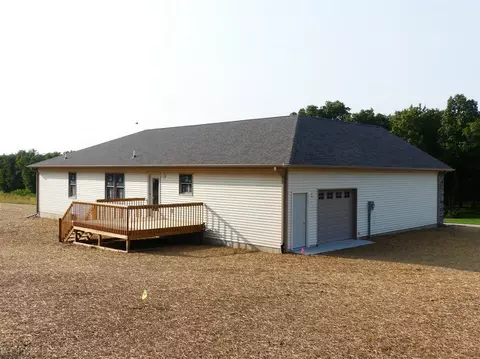 10269 Lakota Ct, De Motte, IN 46310 photo 25