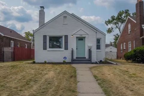 330 Roosevelt St, Gary, IN 46404 photo 1