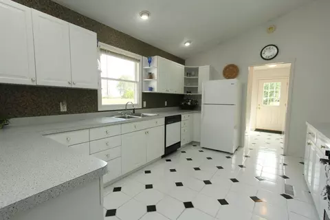 1879 S 500, Mill Creek, IN 46365 photo 10
