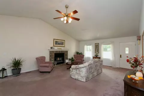 1879 S 500, Mill Creek, IN 46365 photo 6