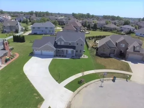 220 Norwich Ct, Munster, IN 46321 photo 4