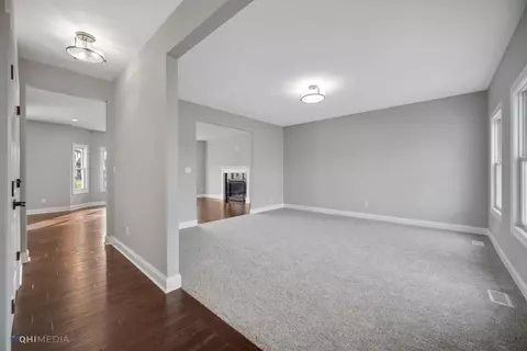220 Norwich Ct, Munster, IN 46321 photo 12