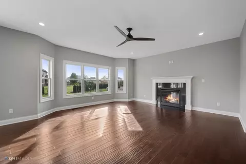 220 Norwich Ct, Munster, IN 46321 photo 10