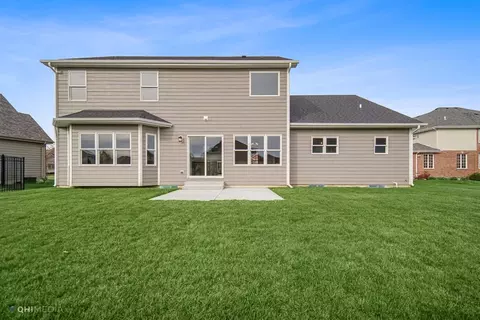 220 Norwich Ct, Munster, IN 46321 photo 3