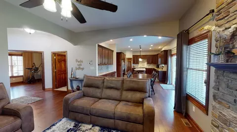 1110 Mary Ellen Dr, Crown Point, IN 46307 photo 12