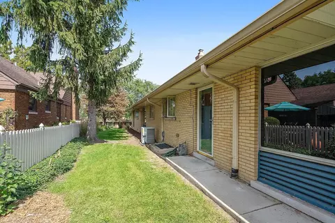 8412 Parkview Ave, Munster, IN 46321 photo 29