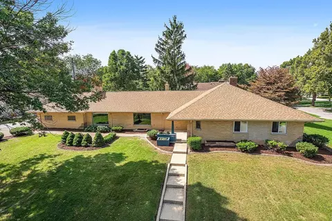 8412 Parkview Ave, Munster, IN 46321 photo 1