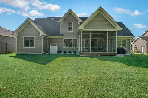2222 Estelle Ln, Crown Point, IN 46307 photo 5