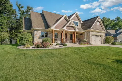 2222 Estelle Ln, Crown Point, IN 46307 photo 2