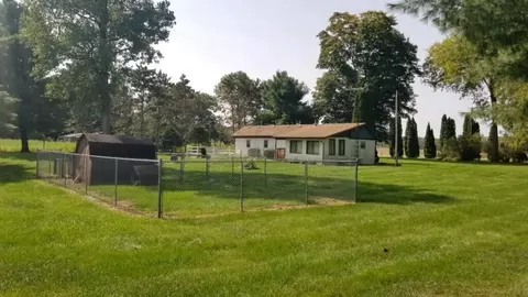 4203 N 175, La Porte, IN 46350 photo 6