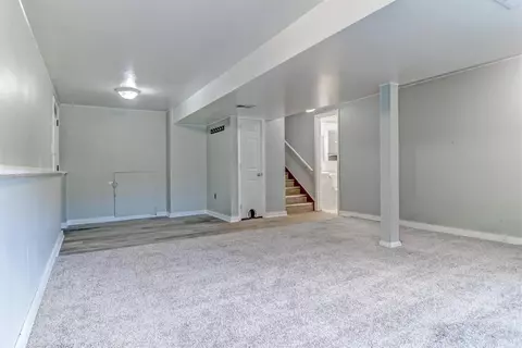 325 N Ernest St, Griffith, IN 46319 photo 9