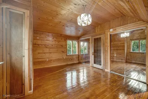286 Melton Rd, Burns Harbor, IN 46304 photo 16