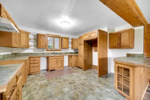 286 Melton Rd, Burns Harbor, IN 46304 photo 5