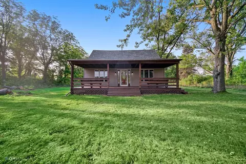 286 Melton Rd, Burns Harbor, IN 46304 photo 1
