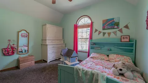 185 E Pine St, Wheatfield, IN 46392 photo 18