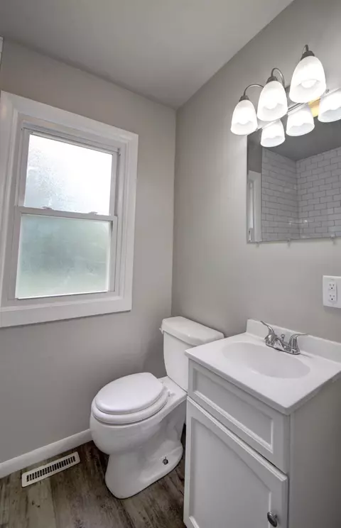 1748 Roosevelt St, Gary, IN 46404 photo 7