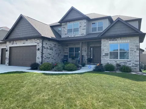 2653 Walker Dr, Valparaiso, IN 46385 photo 1