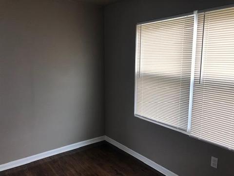 592 Taney Pl, Gary, IN 46404 photo 8