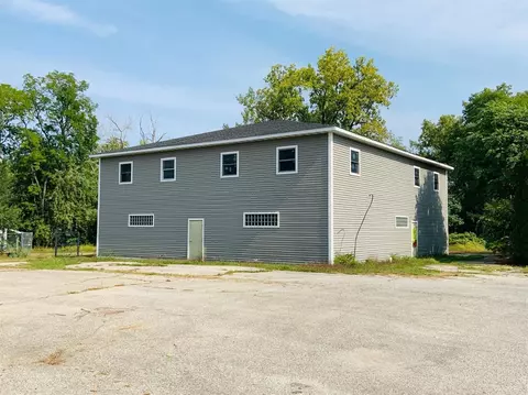 640 E 2nd St, Hobart, IN 46342 photo 8