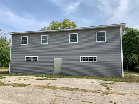 640 E 2nd St, Hobart, IN 46342 photo 2