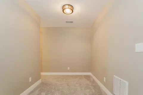 295 W Thistle Rd, Valparaiso, IN 46385 photo 38