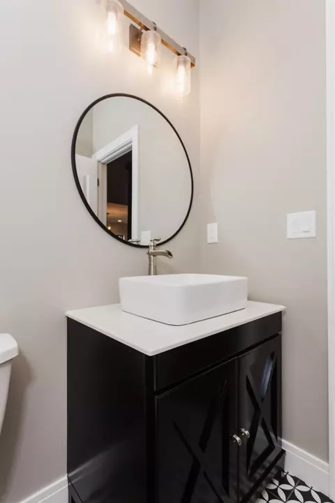 295 W Thistle Rd, Valparaiso, IN 46385 photo 25