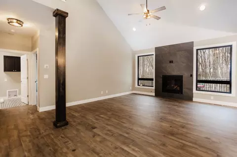 295 W Thistle Rd, Valparaiso, IN 46385 photo 15