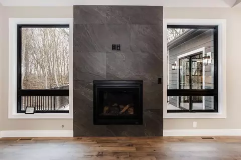 295 W Thistle Rd, Valparaiso, IN 46385 photo 14