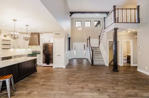 295 W Thistle Rd, Valparaiso, IN 46385 photo 12