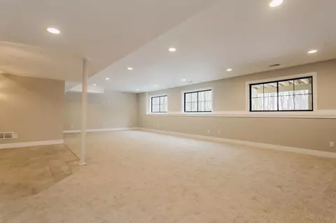 295 W Thistle Rd, Valparaiso, IN 46385 photo 47